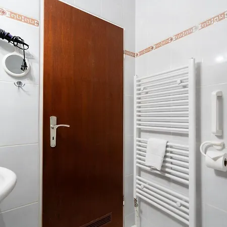 Solaris 5 Mit Balkon, Gemeinschaftssauna Und Grillplatz * Grömitz