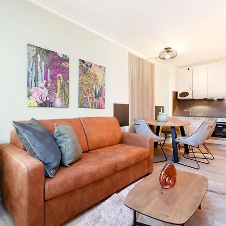 Solaris 5 Mit Balkon, Gemeinschaftssauna Und Grillplatz Groemitz