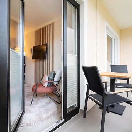 Solaris 5 Mit Balkon, Gemeinschaftssauna Und Grillplatz * Grömitz