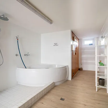 Lägenhet Solaris 5 Mit Balkon, Gemeinschaftssauna Und Grillplatz Grömitz