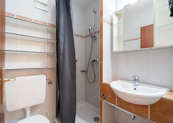 Solaris 5 Mit Balkon, Gemeinschaftssauna Und Grillplatz * Grömitz